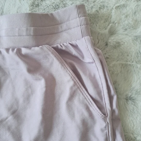 Tek Gear lavender athletic running sport shorts.  Size L. - Picture 2 of 5